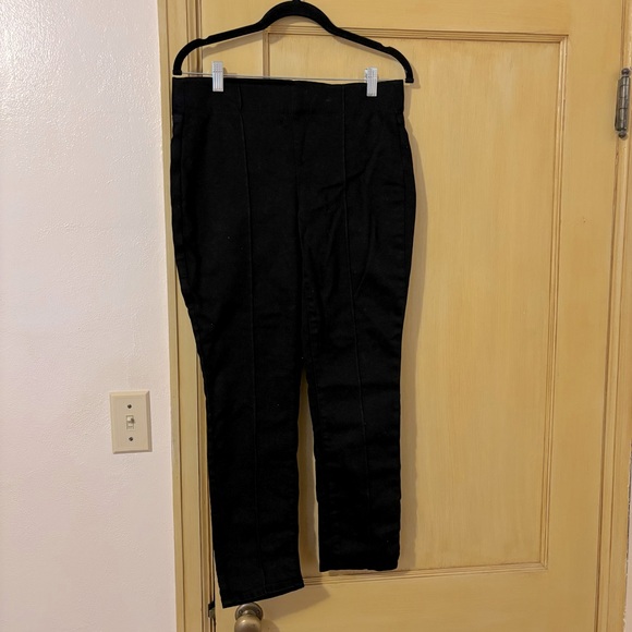 Not Your Daughter’s Jeans Pull-on Jean Jegging with front seaming Black Size 4 - Picture 1 of 6